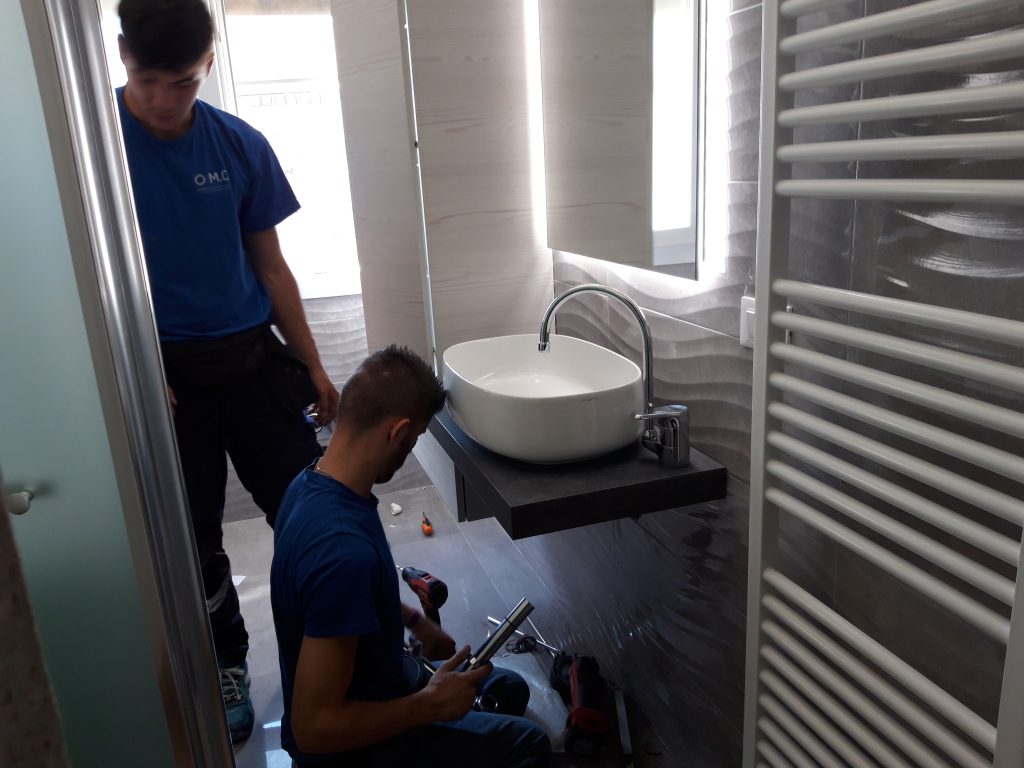 Montaggio rubinetterie